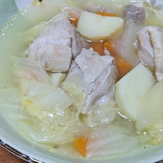 鶏と白菜の塩麹スープ